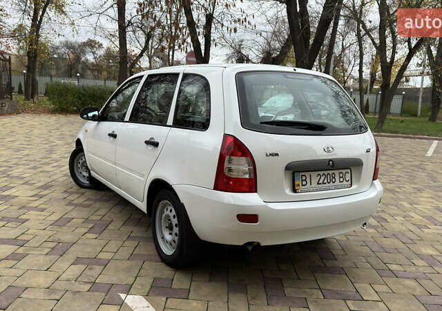 Белый ВАЗ 1117 Калина, объемом двигателя 1.4 л и пробегом 19 тыс. км за 3700 $, фото 175 на Automoto.ua
