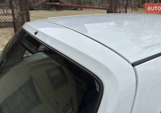 Белый ВАЗ 1117 Калина, объемом двигателя 1.4 л и пробегом 19 тыс. км за 3590 $, фото 50 на Automoto.ua