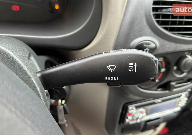 Білий ВАЗ 1117 Калина, об'ємом двигуна 1.4 л та пробігом 19 тис. км за 3590 $, фото 106 на Automoto.ua