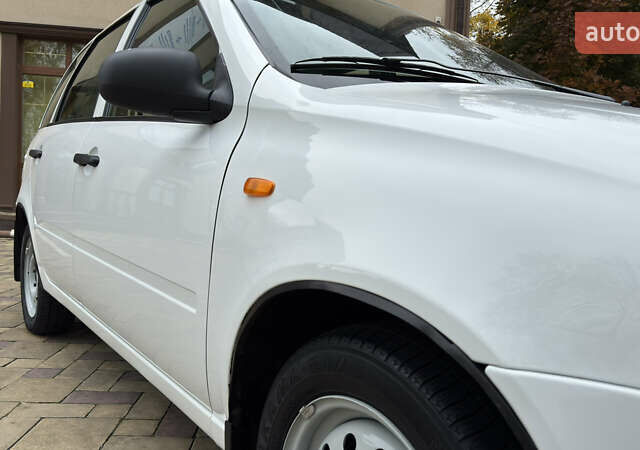 Білий ВАЗ 1117 Калина, об'ємом двигуна 1.4 л та пробігом 19 тис. км за 3950 $, фото 38 на Automoto.ua