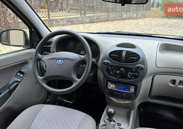 Белый ВАЗ 1117 Калина, объемом двигателя 1.4 л и пробегом 19 тыс. км за 3599 $, фото 137 на Automoto.ua