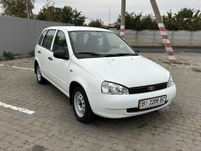 Белый ВАЗ 1117 Калина, объемом двигателя 1.4 л и пробегом 19 тыс. км за 3999 $, фото 9 на Automoto.ua