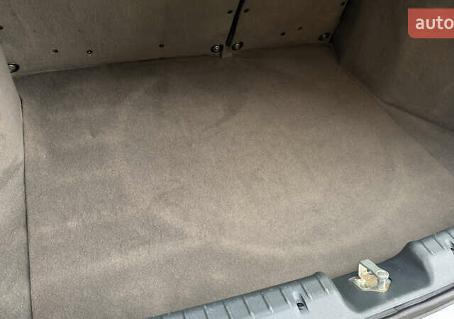 Білий ВАЗ 1117 Калина, об'ємом двигуна 1.4 л та пробігом 19 тис. км за 3590 $, фото 157 на Automoto.ua