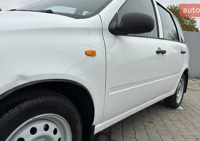 ВАЗ 1117 Калина 2009 в Кременчуге на Automoto.ua Белый ВАЗ 1117 Калина, объемом двигателя 1.4 л и пробегом 19 тыс. км за 4000 $, фото 73 на Automoto.ua