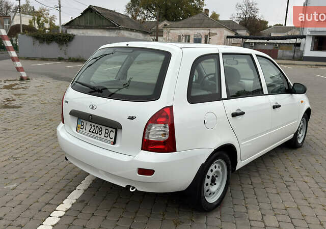 ВАЗ 1117 Калина 2009 в Кременчуге на Automoto.ua Белый ВАЗ 1117 Калина, объемом двигателя 1.4 л и пробегом 19 тыс. км за 3950 $, фото 11 на Automoto.ua