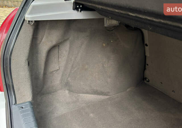 Білий ВАЗ 1117 Калина, об'ємом двигуна 1.4 л та пробігом 19 тис. км за 3590 $, фото 155 на Automoto.ua