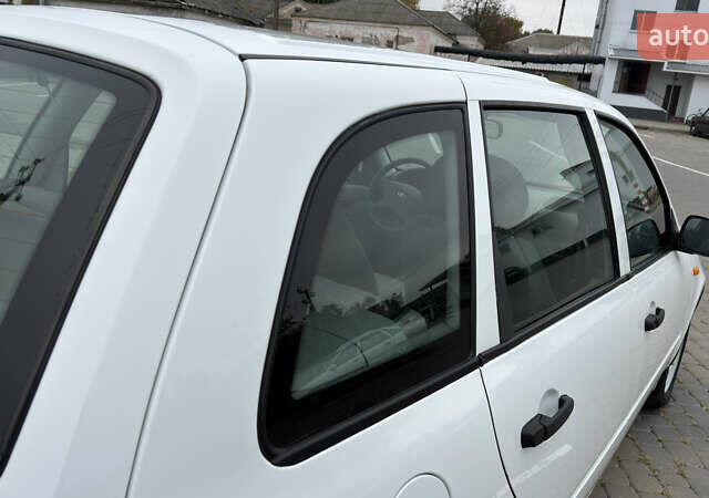 ВАЗ 1117 Калина 2009 в Кременчуге на Automoto.ua Белый ВАЗ 1117 Калина, объемом двигателя 1.4 л и пробегом 19 тыс. км за 3950 $, фото 44 на Automoto.ua