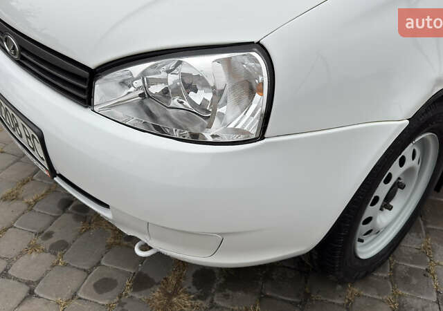 ВАЗ 1117 Калина 2009 в Кременчуге на Automoto.ua Белый ВАЗ 1117 Калина, объемом двигателя 1.4 л и пробегом 19 тыс. км за 3950 $, фото 29 на Automoto.ua
