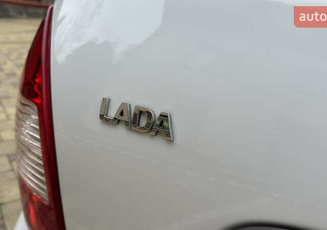 Білий ВАЗ 1117 Калина, об'ємом двигуна 1.4 л та пробігом 19 тис. км за 3590 $, фото 59 на Automoto.ua