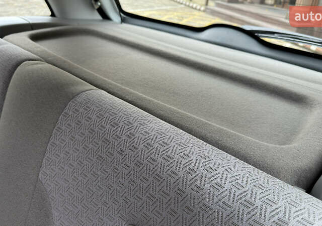 Белый ВАЗ 1117 Калина, объемом двигателя 1.4 л и пробегом 19 тыс. км за 3599 $, фото 123 на Automoto.ua