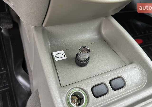 ВАЗ 1117 Калина 2009 в Кременчуге на Automoto.ua Белый ВАЗ 1117 Калина, объемом двигателя 1.4 л и пробегом 19 тыс. км за 3950 $, фото 92 на Automoto.ua