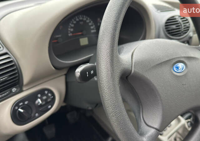 ВАЗ 1117 Калина 2009 в Кременчуге на Automoto.ua Белый ВАЗ 1117 Калина, объемом двигателя 1.4 л и пробегом 19 тыс. км за 3950 $, фото 88 на Automoto.ua