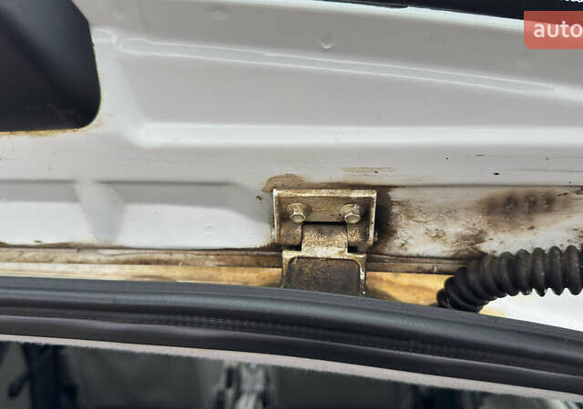 ВАЗ 1117 Калина 2009 в Кременчуге на Automoto.ua Белый ВАЗ 1117 Калина, объемом двигателя 1.4 л и пробегом 19 тыс. км за 3950 $, фото 140 на Automoto.ua