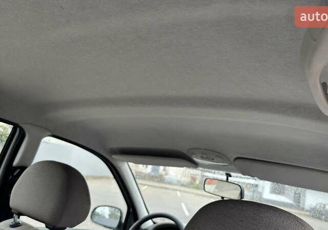 ВАЗ 1117 Калина 2009 в Кременчуге на Automoto.ua Белый ВАЗ 1117 Калина, объемом двигателя 1.4 л и пробегом 19 тыс. км за 3950 $, фото 121 на Automoto.ua