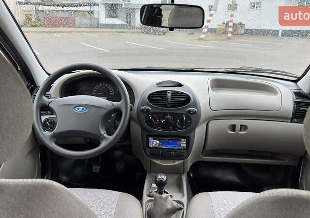 ВАЗ 1117 Калина 2009 в Кременчуге на Automoto.ua Белый ВАЗ 1117 Калина, объемом двигателя 1.4 л и пробегом 19 тыс. км за 3950 $, фото 122 на Automoto.ua