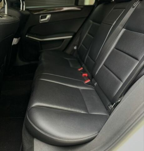 ВАЗ 1117 Калина 2012 у Чернівцях на Automoto.ua Білий ВАЗ 1117 Калина, об'ємом двигуна 2.1 л та пробігом 380 тис. км за 8800 $, фото 6 на Automoto.ua