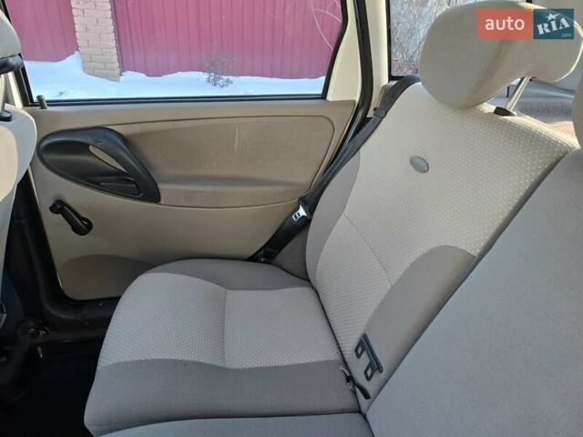 Белый ВАЗ 1117 Калина, объемом двигателя 1.39 л и пробегом 38 тыс. км за 3500 $, фото 30 на Automoto.ua