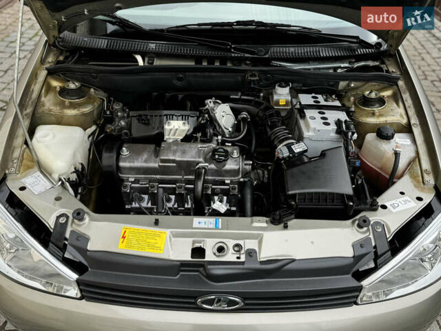 Бежевый ВАЗ 1117 Калина, объемом двигателя 1.6 л и пробегом 60 тыс. км за 3550 $, фото 33 на Automoto.ua