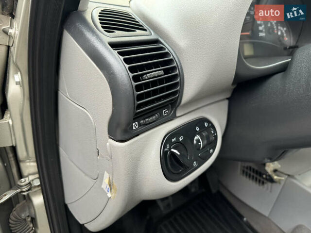 Бежевый ВАЗ 1117 Калина, объемом двигателя 1.6 л и пробегом 60 тыс. км за 3550 $, фото 22 на Automoto.ua