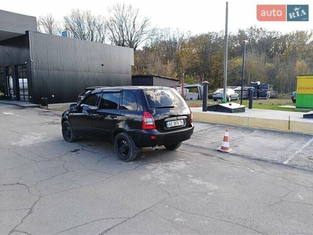 Черный ВАЗ 1117 Калина, объемом двигателя 1.4 л и пробегом 128 тыс. км за 2300 $, фото 6 на Automoto.ua