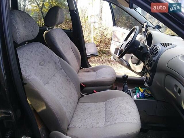 Черный ВАЗ 1117 Калина, объемом двигателя 1.4 л и пробегом 128 тыс. км за 2300 $, фото 4 на Automoto.ua