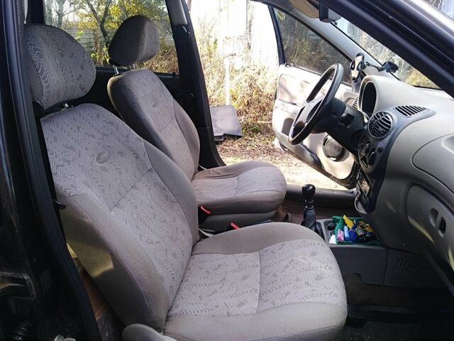 Чорний ВАЗ 1117 Калина, об'ємом двигуна 1.4 л та пробігом 128 тис. км за 2300 $, фото 5 на Automoto.ua