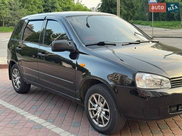Черный ВАЗ 1117 Калина, объемом двигателя 1.39 л и пробегом 82 тыс. км за 3800 $, фото 2 на Automoto.ua