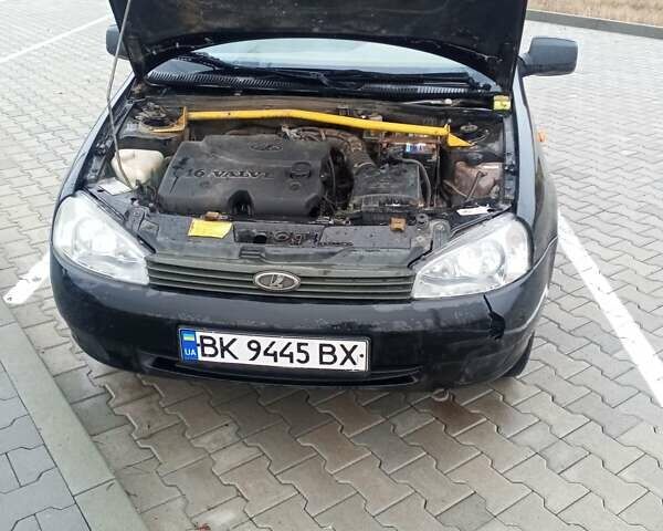 Черный ВАЗ 1117 Калина, объемом двигателя 1.6 л и пробегом 204 тыс. км за 2750 $, фото 10 на Automoto.ua