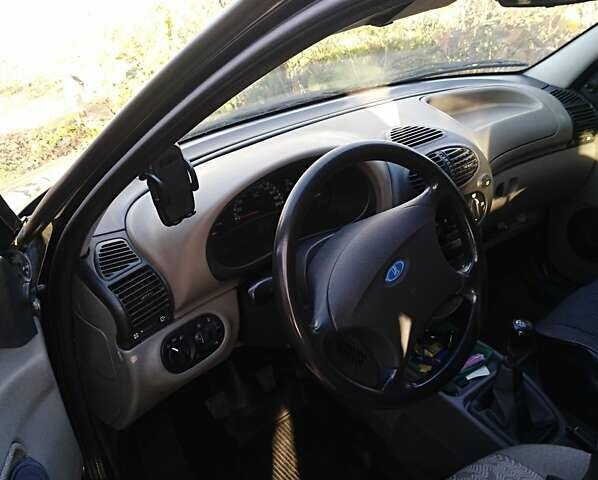 Черный ВАЗ 1117 Калина, объемом двигателя 1.4 л и пробегом 128 тыс. км за 2300 $, фото 3 на Automoto.ua