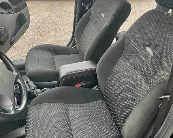 Чорний ВАЗ 1117 Калина, об'ємом двигуна 1.39 л та пробігом 160 тис. км за 2800 $, фото 11 на Automoto.ua