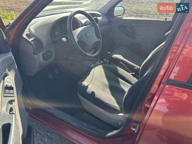 Червоний ВАЗ 1117 Калина, об'ємом двигуна 1.6 л та пробігом 52 тис. км за 2500 $, фото 9 на Automoto.ua