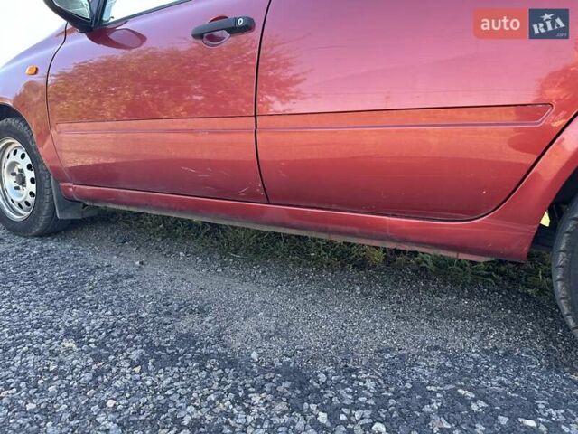 Червоний ВАЗ 1117 Калина, об'ємом двигуна 1.6 л та пробігом 52 тис. км за 2500 $, фото 7 на Automoto.ua