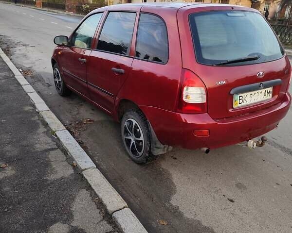 Красный ВАЗ 1117 Калина, объемом двигателя 1.6 л и пробегом 250 тыс. км за 1700 $, фото 5 на Automoto.ua