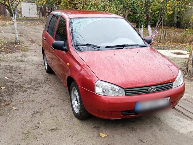 Красный ВАЗ 1117 Калина, объемом двигателя 1.6 л и пробегом 140 тыс. км за 3000 $, фото 3 на Automoto.ua