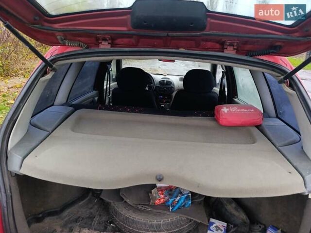 Красный ВАЗ 1117 Калина, объемом двигателя 1.6 л и пробегом 260 тыс. км за 1650 $, фото 2 на Automoto.ua