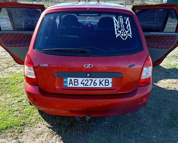 Червоний ВАЗ 1117 Калина, об'ємом двигуна 1.6 л та пробігом 180 тис. км за 1800 $, фото 3 на Automoto.ua