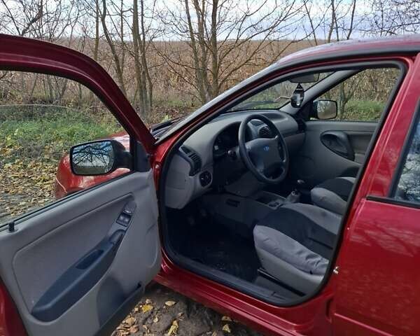 Червоний ВАЗ 1117 Калина, об'ємом двигуна 1.39 л та пробігом 46 тис. км за 3700 $, фото 3 на Automoto.ua