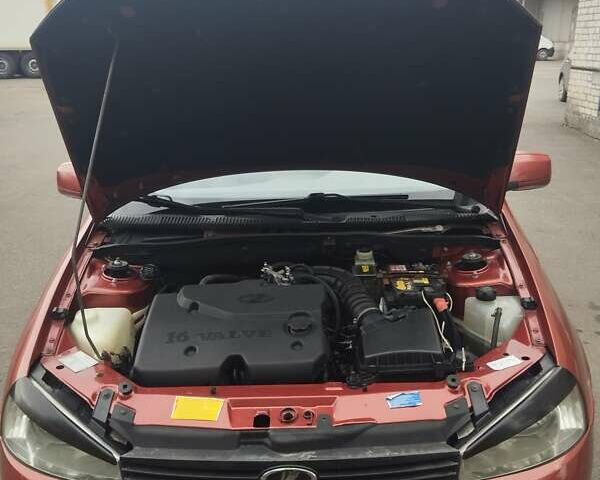 Красный ВАЗ 1117 Калина, объемом двигателя 1.39 л и пробегом 205 тыс. км за 2700 $, фото 16 на Automoto.ua