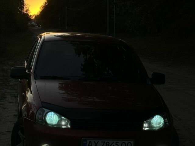 Красный ВАЗ 1117 Калина, объемом двигателя 1.4 л и пробегом 2 тыс. км за 3100 $, фото 1 на Automoto.ua