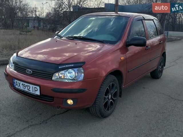 Красный ВАЗ 1117 Калина, объемом двигателя 1.4 л и пробегом 88 тыс. км за 3600 $, фото 1 на Automoto.ua