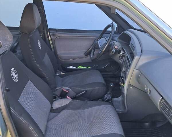 ВАЗ 1117 Калина, объемом двигателя 0 л и пробегом 100 тыс. км за 1400 $, фото 1 на Automoto.ua