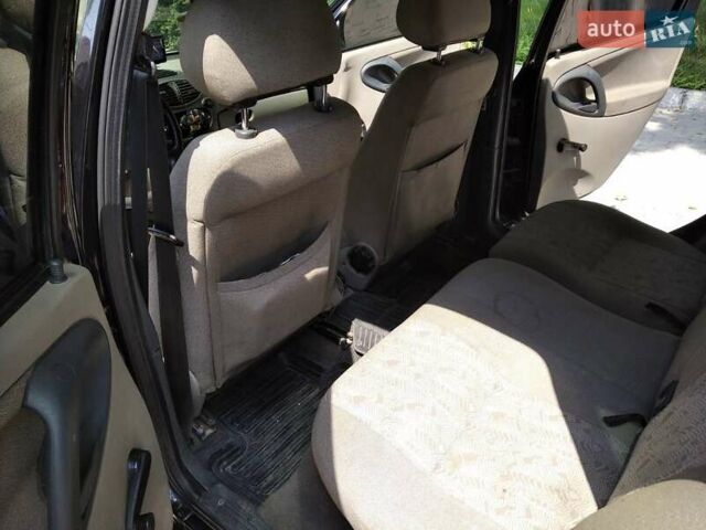 ВАЗ 1117 Калина, об'ємом двигуна 1.39 л та пробігом 162 тис. км за 3800 $, фото 5 на Automoto.ua