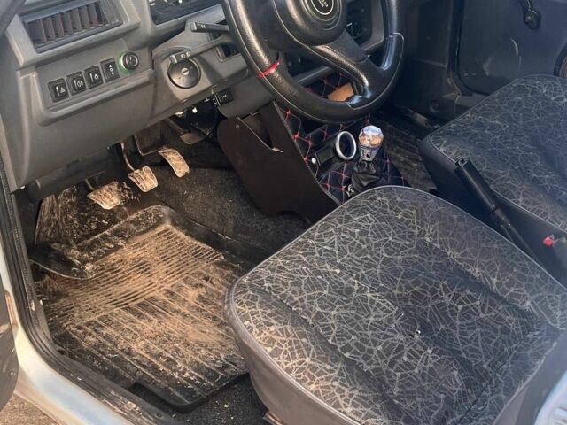 Серый ВАЗ 1117 Калина, объемом двигателя 1 л и пробегом 250 тыс. км за 1100 $, фото 2 на Automoto.ua