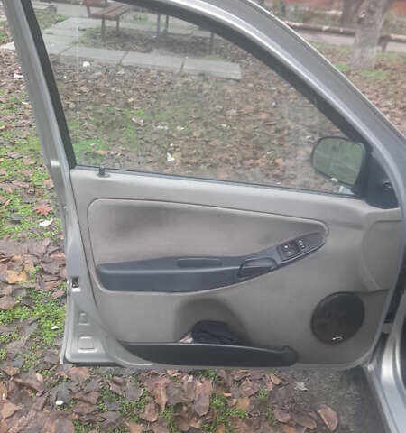 Серый ВАЗ 1117 Калина, объемом двигателя 1.6 л и пробегом 215 тыс. км за 1500 $, фото 7 на Automoto.ua