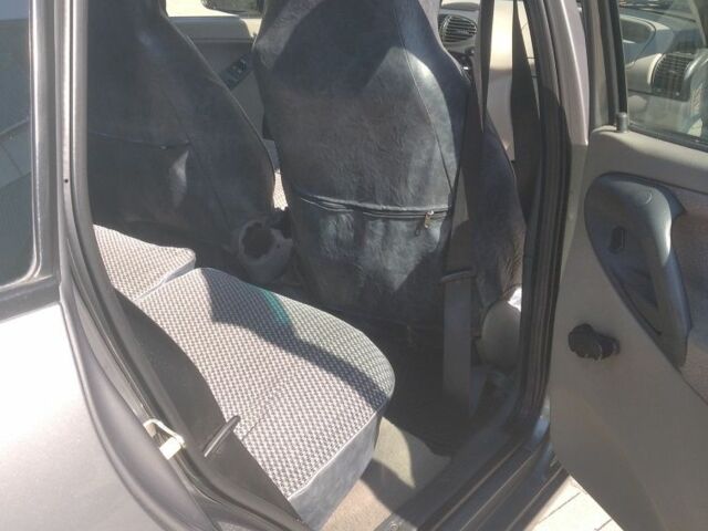 Серый ВАЗ 1117 Калина, объемом двигателя 1.4 л и пробегом 125 тыс. км за 3500 $, фото 7 на Automoto.ua