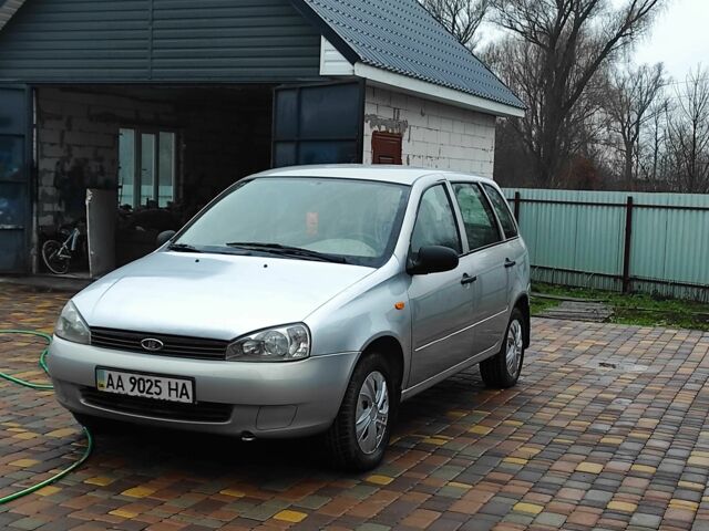 Сірий ВАЗ 1117 Калина, об'ємом двигуна 1.6 л та пробігом 200 тис. км за 2000 $, фото 4 на Automoto.ua