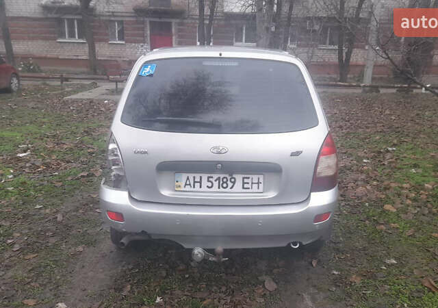 Серый ВАЗ 1117 Калина, объемом двигателя 1.6 л и пробегом 215 тыс. км за 1500 $, фото 4 на Automoto.ua