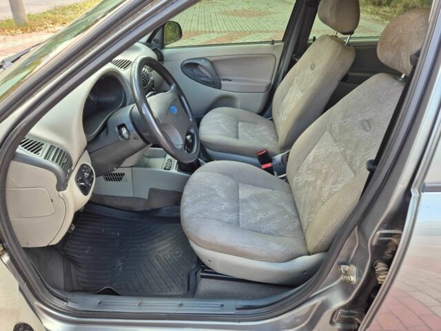 Серый ВАЗ 1117 Калина, объемом двигателя 1.6 л и пробегом 105 тыс. км за 2500 $, фото 13 на Automoto.ua