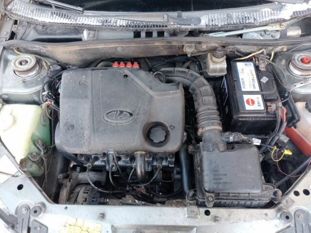 Сірий ВАЗ 1117 Калина, об'ємом двигуна 1.6 л та пробігом 220 тис. км за 1950 $, фото 18 на Automoto.ua