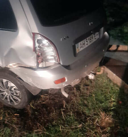 Серый ВАЗ 1117 Калина, объемом двигателя 1.6 л и пробегом 215 тыс. км за 1500 $, фото 18 на Automoto.ua